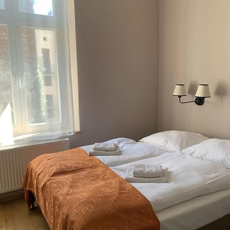 Apartament Gold Jasmine Apartment Krakow Bagian luar foto